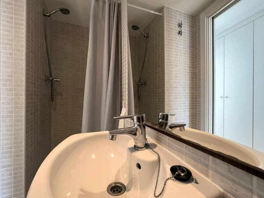 Centrico Apartamento Y Parking A 200M De La Playa Palamós Kültér fotó